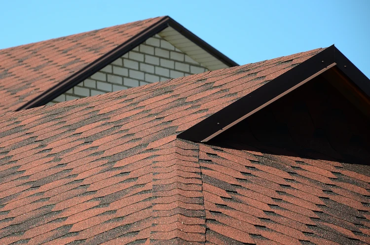 A close up of a shingled roof